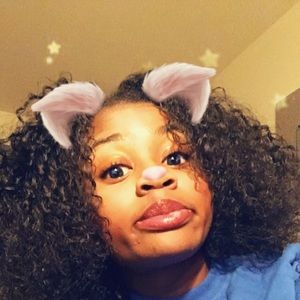 Meet your Posher, Latésjia